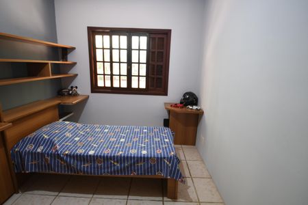 Casa de condomínio para alugar com 476m², 4 quartos e 2 vagasQuarto 4