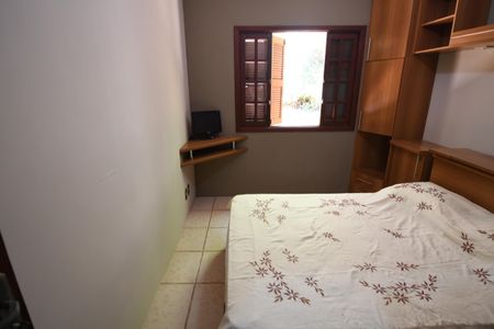 Casa de condomínio para alugar com 476m², 4 quartos e 2 vagasQuarto 2 - Suíte