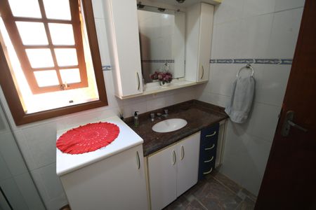 Casa de condomínio para alugar com 476m², 4 quartos e 2 vagasBanheiro 3