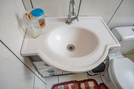 Casa à venda com 146m², 4 quartos e 2 vagasCasa 1 - banheiro 