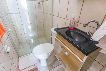 Casa à venda com 146m², 4 quartos e 2 vagasCasa 2 - Banheiro da suíte 