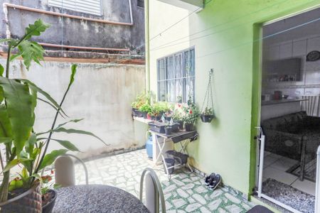 Casa à venda com 146m², 4 quartos e 2 vagasÁrea de serviço 