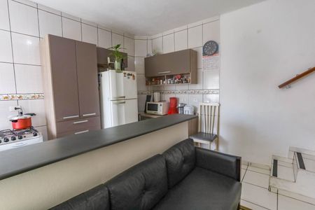 Casa à venda com 146m², 4 quartos e 2 vagasCasa 2 - sala 