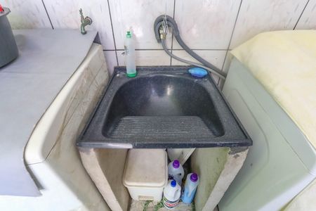 Casa à venda com 146m², 4 quartos e 2 vagasÁrea de serviço 