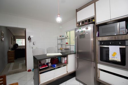 Casa à venda com 150m², 3 quartos e 4 vagas Casa à venda com 150m², 3 quartos e 4 vagasCozinha