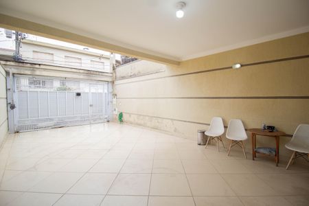 Casa à venda com 150m², 3 quartos e 4 vagas Casa à venda com 150m², 3 quartos e 4 vagasGaragem