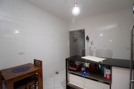 Casa à venda com 150m², 3 quartos e 4 vagas Casa à venda com 150m², 3 quartos e 4 vagasCozinha