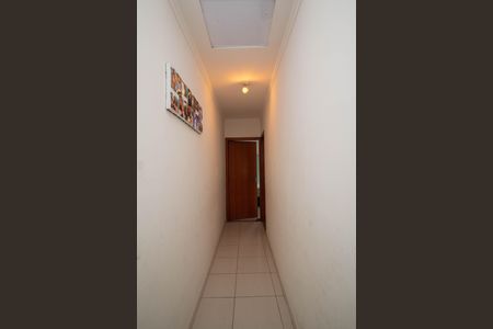 Casa à venda com 150m², 3 quartos e 4 vagas Casa à venda com 150m², 3 quartos e 4 vagasCorredor