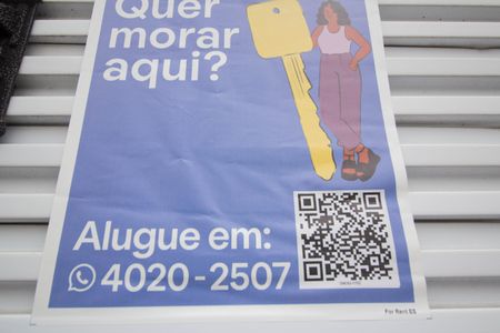 Casa à venda com 150m², 3 quartos e 4 vagas Casa à venda com 150m², 3 quartos e 4 vagasFachada - placa instalada