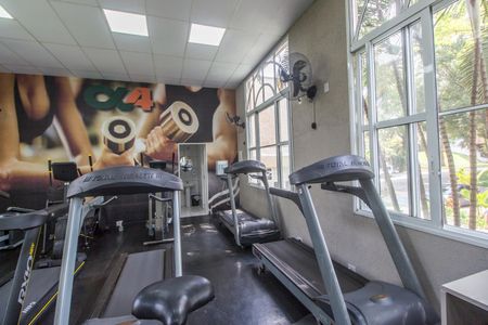 Casa de condomínio à venda com 400m², 4 quartos e 6 vagasAcademia