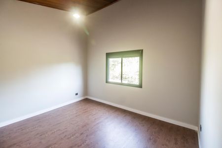 Casa de condomínio à venda com 400m², 4 quartos e 6 vagasQuarto 3