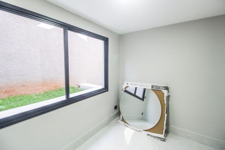 Casa de condomínio à venda com 400m², 4 quartos e 6 vagasEscritório