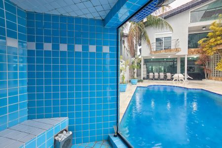 Casa de condomínio para alugar com 480m², 4 quartos e 6 vagas Casa de condomínio para alugar com 480m², 4 quartos e 6 vagasÁrea Externa