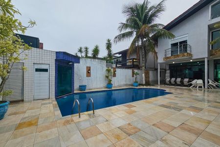 Casa de condomínio para alugar com 480m², 4 quartos e 6 vagas Casa de condomínio para alugar com 480m², 4 quartos e 6 vagasÁrea Externa