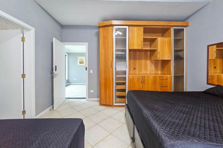 Casa de condomínio para alugar com 480m², 4 quartos e 6 vagas Casa de condomínio para alugar com 480m², 4 quartos e 6 vagasSuíte 3