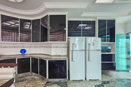 Casa de condomínio para alugar com 480m², 4 quartos e 6 vagas Casa de condomínio para alugar com 480m², 4 quartos e 6 vagasCozinha