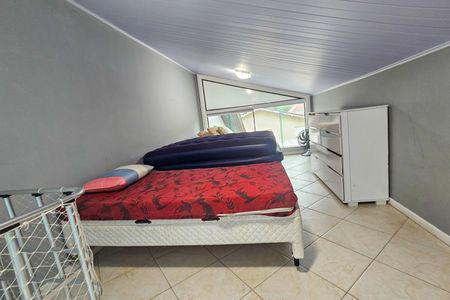 Casa de condomínio para alugar com 480m², 4 quartos e 6 vagas Casa de condomínio para alugar com 480m², 4 quartos e 6 vagasQuarto