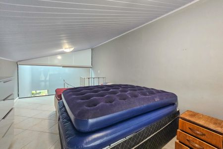 Casa de condomínio para alugar com 480m², 4 quartos e 6 vagas Casa de condomínio para alugar com 480m², 4 quartos e 6 vagasQuarto