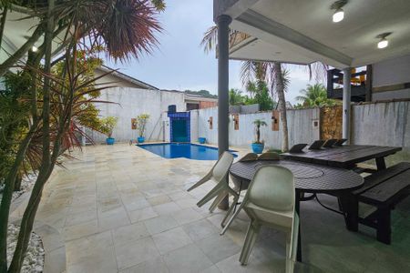 Casa de condomínio para alugar com 480m², 4 quartos e 6 vagas Casa de condomínio para alugar com 480m², 4 quartos e 6 vagasVaranda da Sala 4