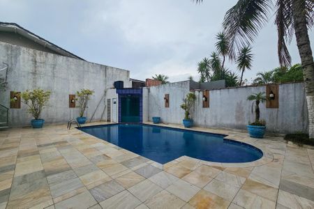 Casa de condomínio para alugar com 480m², 4 quartos e 6 vagas Casa de condomínio para alugar com 480m², 4 quartos e 6 vagasÁrea Externa