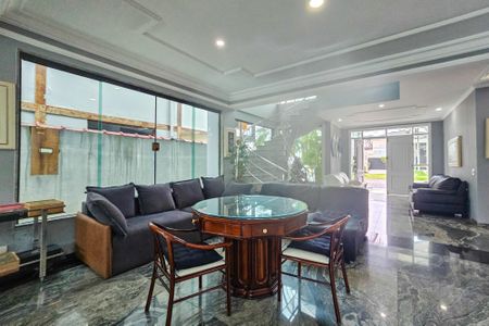 Casa de condomínio para alugar com 480m², 4 quartos e 6 vagas Casa de condomínio para alugar com 480m², 4 quartos e 6 vagasSala 1