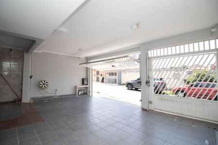 Casa à venda com 539m², 4 quartos e 4 vagasGaragem