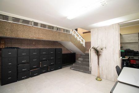 Casa à venda com 539m², 4 quartos e 4 vagasEscritório