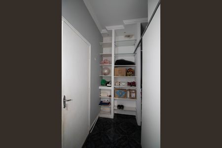 Casa à venda com 539m², 4 quartos e 4 vagasCloset - Quarto 2