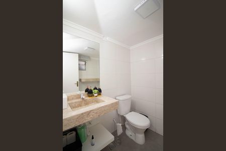 Casa à venda com 539m², 4 quartos e 4 vagasBanheiro Social - Escritório