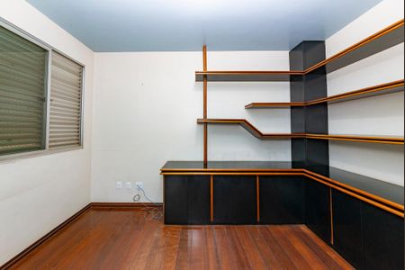 Apartamento à venda com 160m², 4 quartos e 3 vagas Apartamento à venda com 160m², 4 quartos e 3 vagasQuarto 2