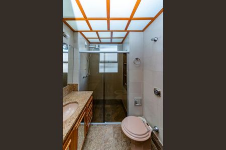 Apartamento à venda com 160m², 4 quartos e 3 vagas Apartamento à venda com 160m², 4 quartos e 3 vagasBanheiro da Suíte