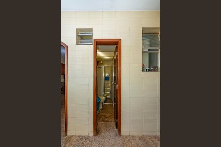 Apartamento à venda com 160m², 4 quartos e 3 vagas Apartamento à venda com 160m², 4 quartos e 3 vagasBanheiro de serviço