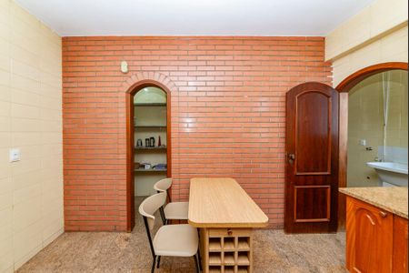 Apartamento à venda com 160m², 4 quartos e 3 vagas Apartamento à venda com 160m², 4 quartos e 3 vagasCozinha