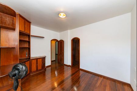 Apartamento à venda com 160m², 4 quartos e 3 vagas Apartamento à venda com 160m², 4 quartos e 3 vagasSuíte