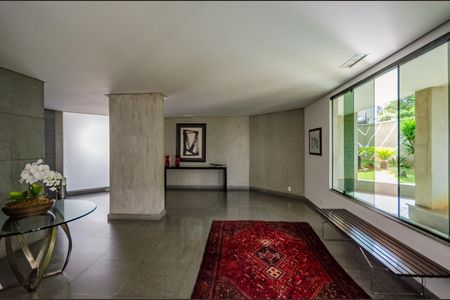 Apartamento à venda com 160m², 4 quartos e 3 vagas Apartamento à venda com 160m², 4 quartos e 3 vagasHall de entrada