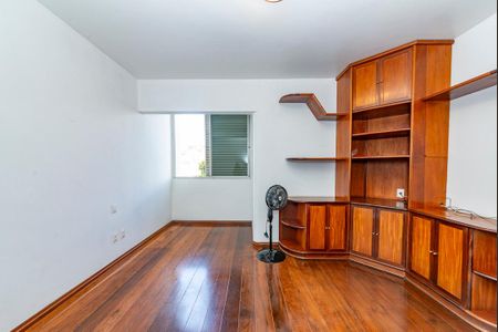Apartamento à venda com 160m², 4 quartos e 3 vagas Apartamento à venda com 160m², 4 quartos e 3 vagasSuíte