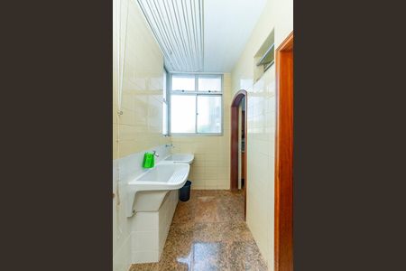 Apartamento à venda com 160m², 4 quartos e 3 vagas Apartamento à venda com 160m², 4 quartos e 3 vagasÁrea de Serviço