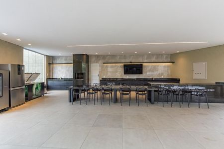 Apartamento à venda com 160m², 4 quartos e 3 vagas Apartamento à venda com 160m², 4 quartos e 3 vagasÁrea comum