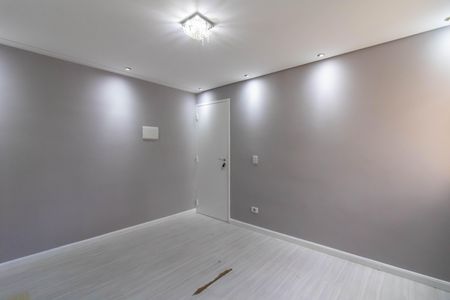 Sala de apartamento para alugar com 2 quartos, 56m² em Jardim Odete, Guarulhos