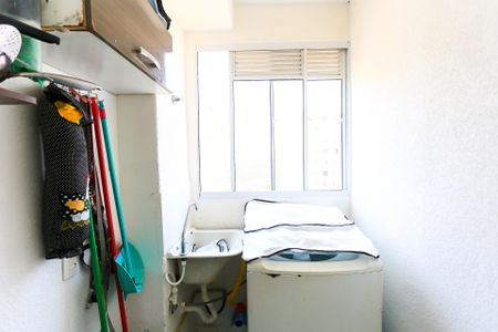 Apartamento para alugar com 40m², 2 quartos e 1 vagaÁrea de Serviço