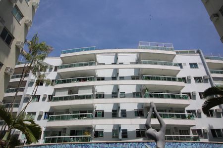 Apartamento à venda com 94m², 3 quartos e 2 vagasFachada