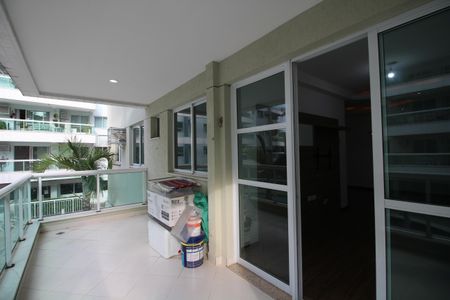 Apartamento à venda com 94m², 3 quartos e 2 vagasVaranda