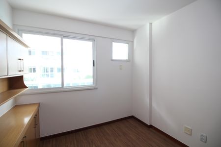 Apartamento à venda com 94m², 3 quartos e 2 vagasQuarto 1