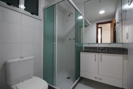 Apartamento à venda com 94m², 3 quartos e 2 vagasBanheiro Social