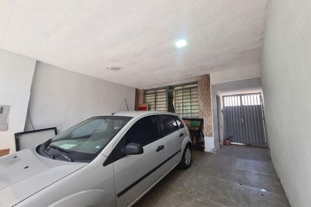 Casa à venda com 130m², 3 quartos e 2 vagas