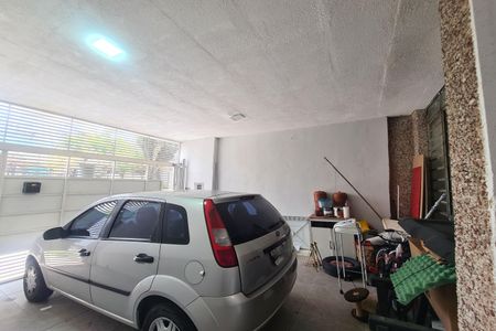 Casa à venda com 130m², 3 quartos e 2 vagas