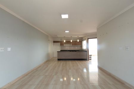 Casa para alugar com 90m², 1 quarto e 1 vaga Casa para alugar com 90m², 1 quarto e 1 vagaSala