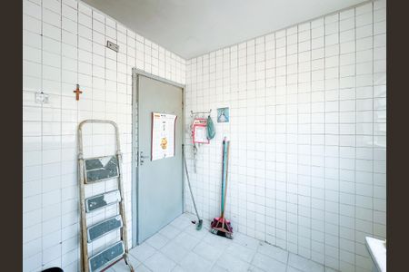 Casa à venda com 300m², 3 quartos e 2 vagas Casa à venda com 300m², 3 quartos e 2 vagasCozinha