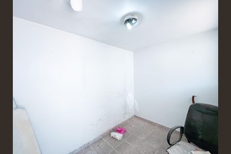 Casa à venda com 300m², 3 quartos e 2 vagas Casa à venda com 300m², 3 quartos e 2 vagasQuarto de Serviço