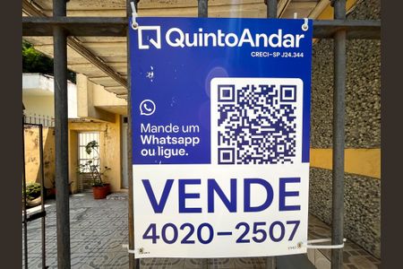 Casa à venda com 300m², 3 quartos e 2 vagas Casa à venda com 300m², 3 quartos e 2 vagasplaquinha